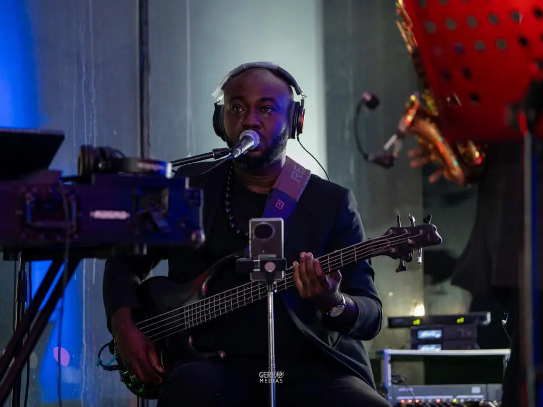 Un bassiste de gerko studio